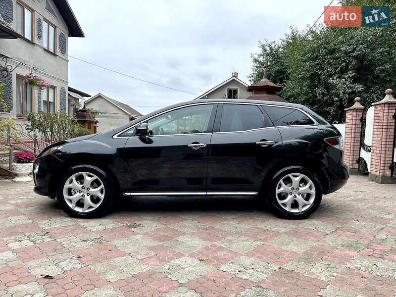 Позашляховик / Кросовер Mazda CX-7 2010 в Чернівцях