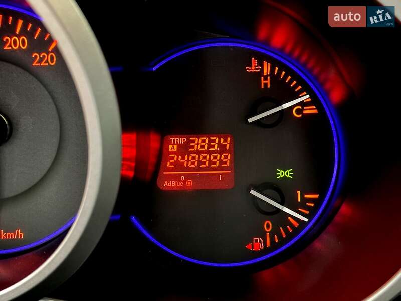 Позашляховик / Кросовер Mazda CX-7 2010 в Чернівцях