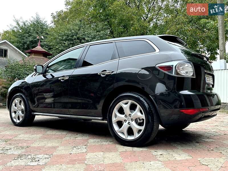 Позашляховик / Кросовер Mazda CX-7 2010 в Чернівцях