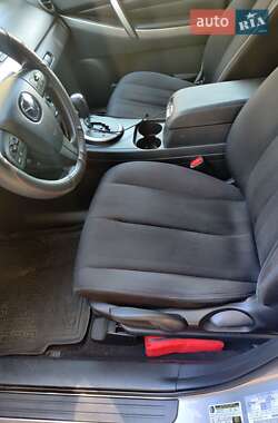 Позашляховик / Кросовер Mazda CX-7 2011 в 
