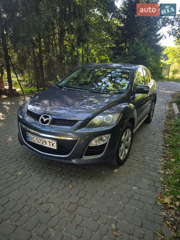 Позашляховик / Кросовер Mazda CX-7 2011 в 