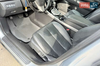 Внедорожник / Кроссовер Mazda CX-7 2011 в 