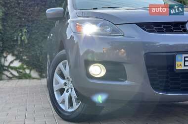 Позашляховик / Кросовер Mazda CX-7 2007 в 