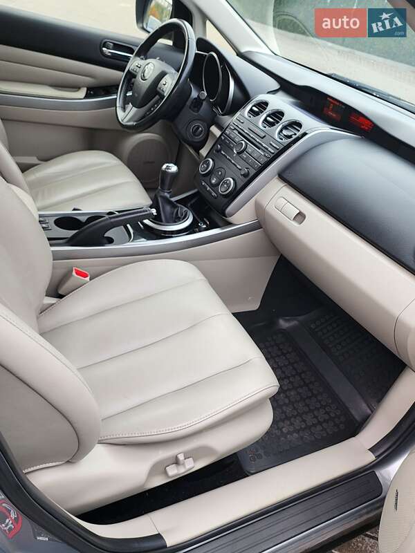 Внедорожник / Кроссовер Mazda CX-7 2012 в Черкассах