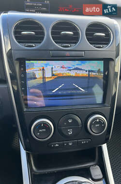 Позашляховик / Кросовер Mazda CX-7 2011 в 