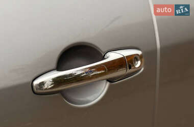 Позашляховик / Кросовер Mazda CX-7 2009 в 