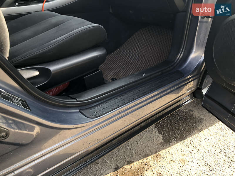 Позашляховик / Кросовер Mazda CX-7 2010 в Рівному фото 16 Позашляховик / Кросовер Mazda CX-7 2010 в Рівному