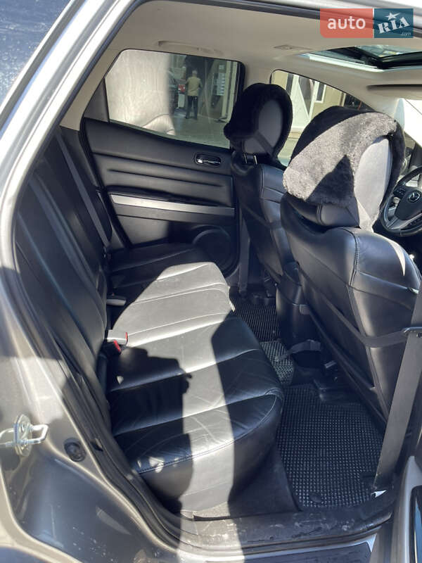 Позашляховик / Кросовер Mazda CX-7 2011 в Підволочиську