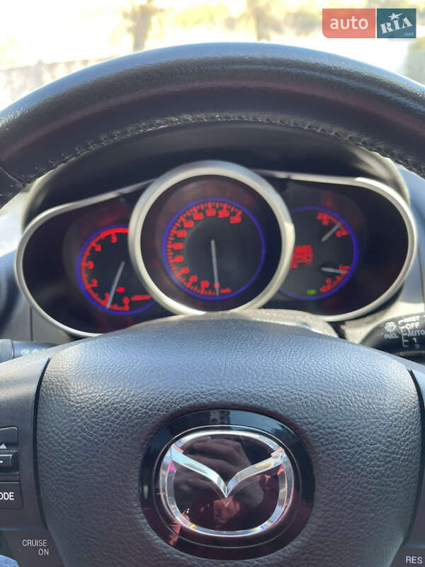Позашляховик / Кросовер Mazda CX-7 2011 в Підволочиську