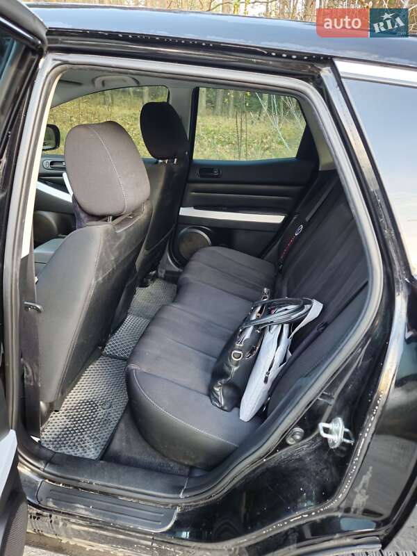 Позашляховик / Кросовер Mazda CX-7 2012 в Полонному