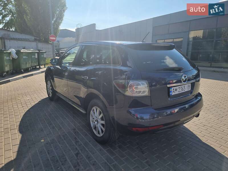Внедорожник / Кроссовер Mazda CX-7 2010 в Киеве