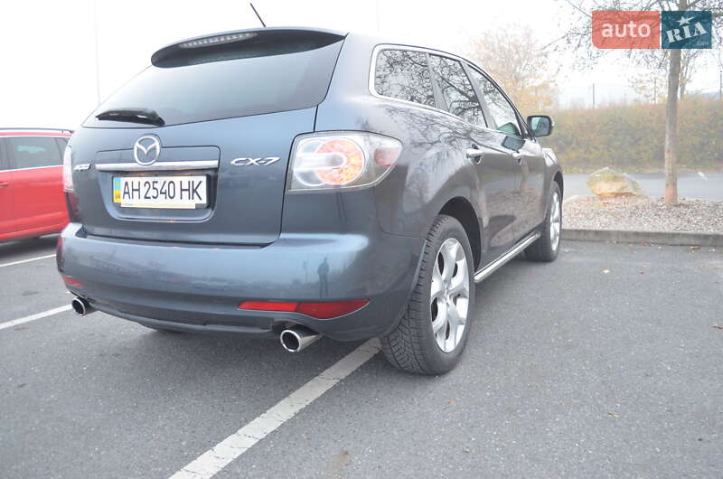 Внедорожник / Кроссовер Mazda CX-7 2011 в Ужгороде