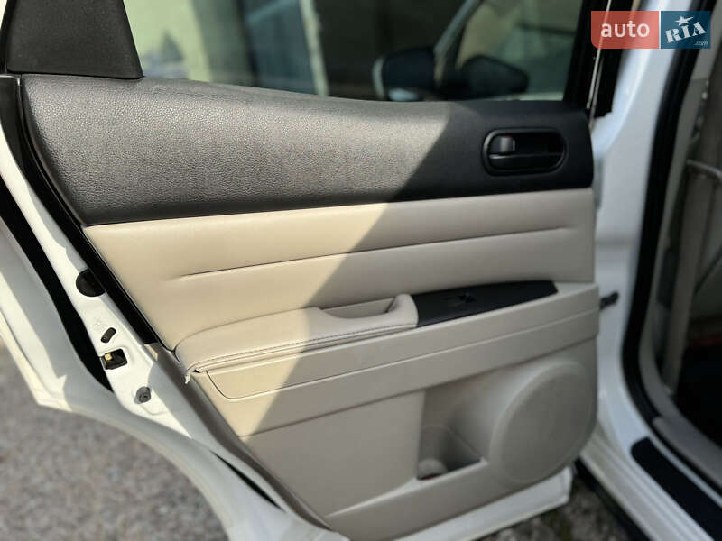 Внедорожник / Кроссовер Mazda CX-7 2010 в Хотине