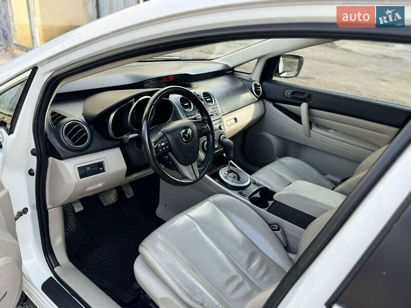 Внедорожник / Кроссовер Mazda CX-7 2010 в Хотине