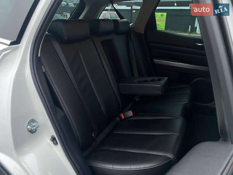 Позашляховик / Кросовер Mazda CX-7 2011 в Києві