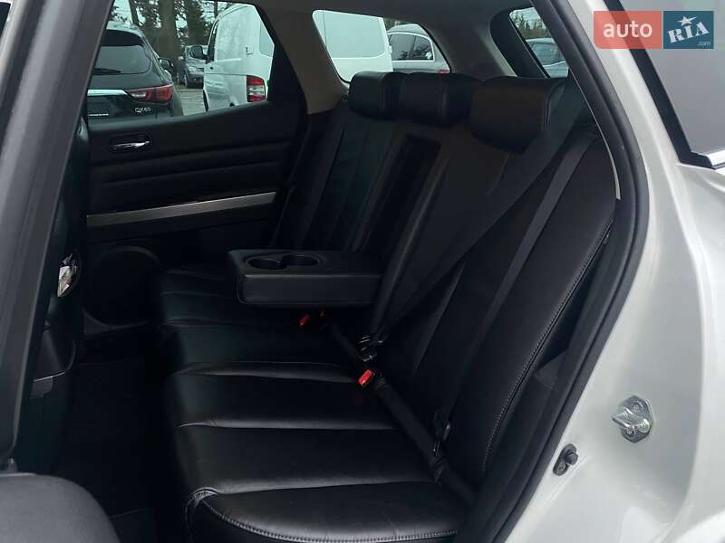 Позашляховик / Кросовер Mazda CX-7 2011 в Києві