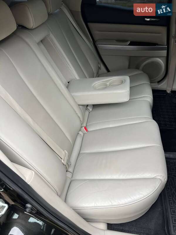 Позашляховик / Кросовер Mazda CX-7 2010 в Коломиї