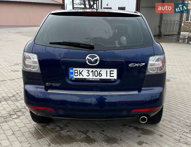 Внедорожник / Кроссовер Mazda CX-7 2009 в Гоще