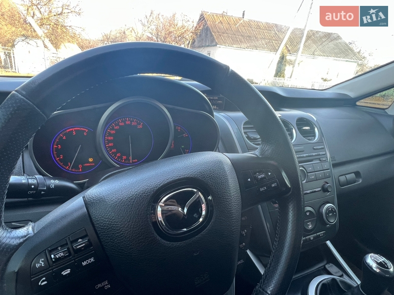 Позашляховик / Кросовер Mazda CX-7 2010 в Рівному