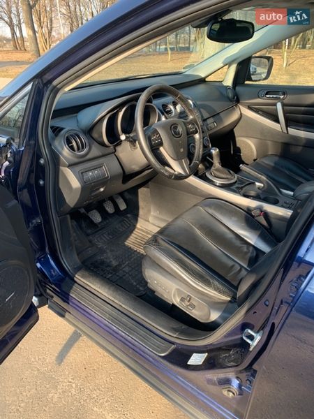 Внедорожник / Кроссовер Mazda CX-7 2010 в Нововолынске