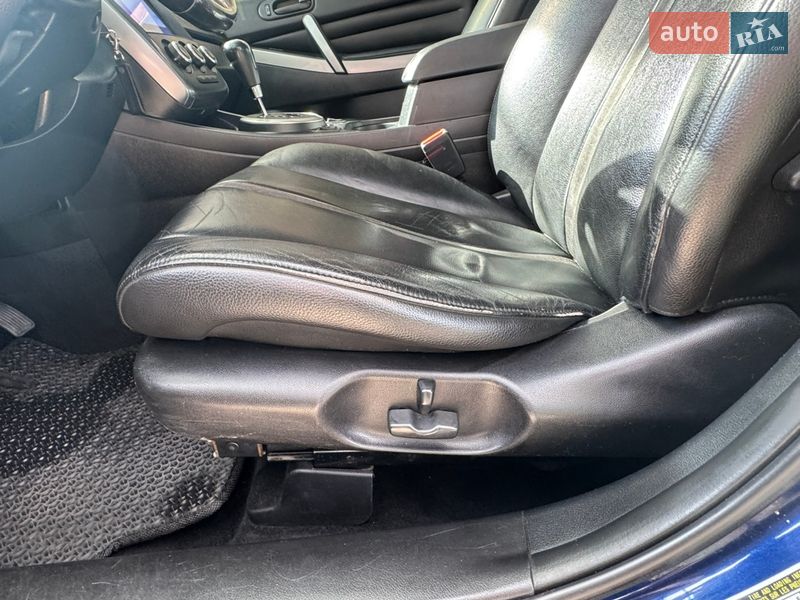 Позашляховик / Кросовер Mazda CX-7 2010 в Дніпрі