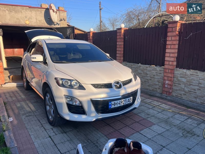 Позашляховик / Кросовер Mazda CX-7 2010 в Кучургані
