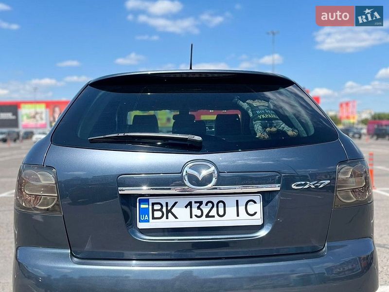 Позашляховик / Кросовер Mazda CX-7 2010 в Рівному