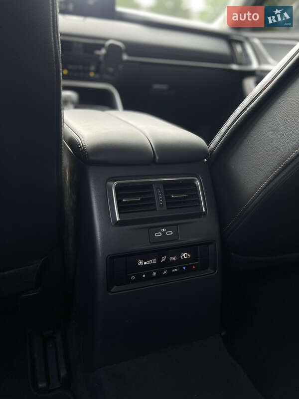 Внедорожник / Кроссовер Mazda CX-90 2023 в Киеве