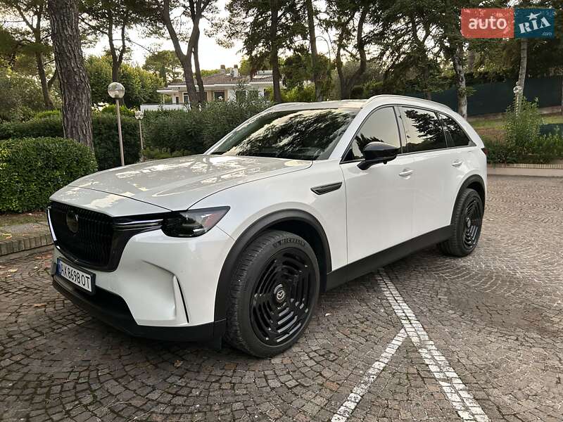 Mazda CX-90 2023
