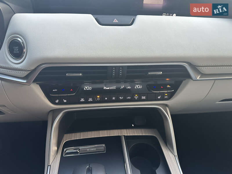 Позашляховик / Кросовер Mazda CX-90 2023 в Дніпрі