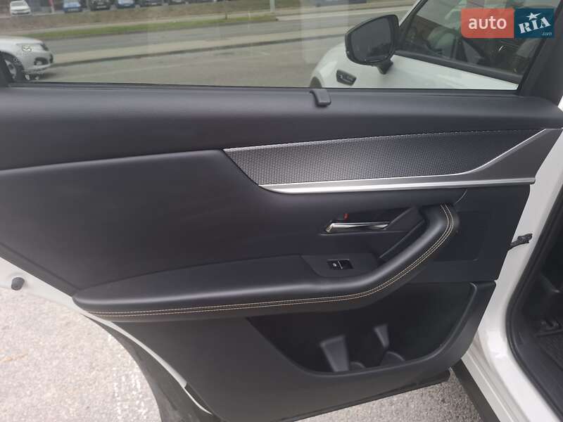 Внедорожник / Кроссовер Mazda CX-90 2024 в Днепре