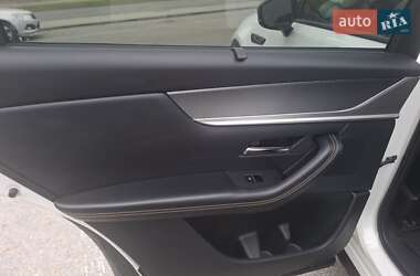 Позашляховик / Кросовер Mazda CX-90 2024 в 