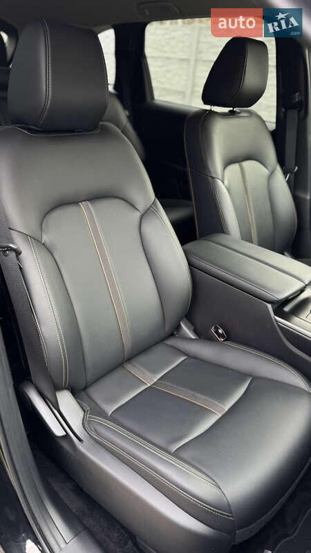 Внедорожник / Кроссовер Mazda CX-90 2023 в Киеве фото 46 Внедорожник / Кроссовер Mazda CX-90 2023 в Киеве