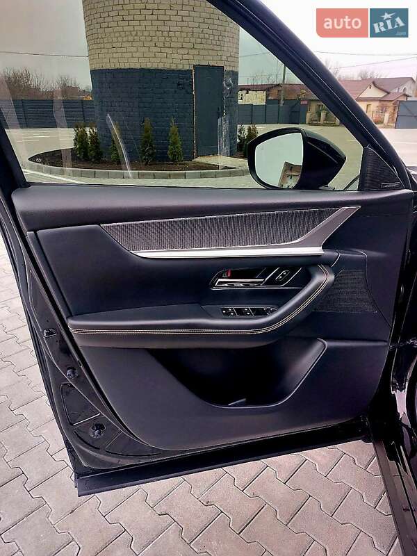 Позашляховик / Кросовер Mazda CX-90 2024 в Дубні