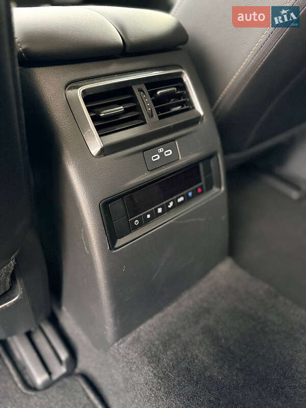 Внедорожник / Кроссовер Mazda CX-90 2023 в Запорожье фото 11 Внедорожник / Кроссовер Mazda CX-90 2023 в Запорожье