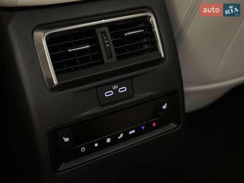 Позашляховик / Кросовер Mazda CX-90 2023 в Львові