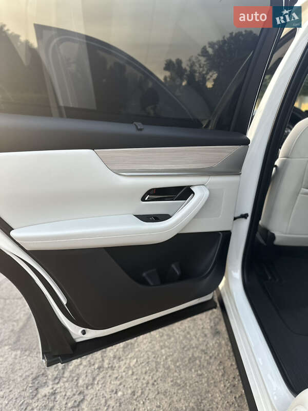 Внедорожник / Кроссовер Mazda CX-90 2023 в Днепре фото 50 Внедорожник / Кроссовер Mazda CX-90 2023 в Днепре