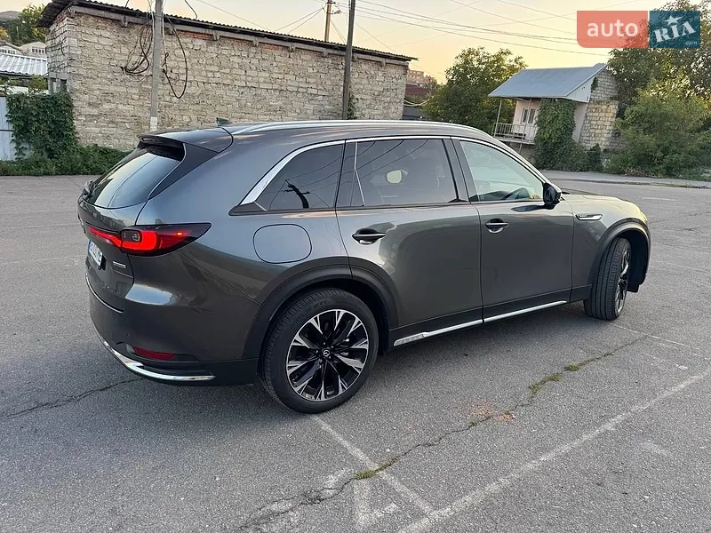 Mazda CX-90 2025