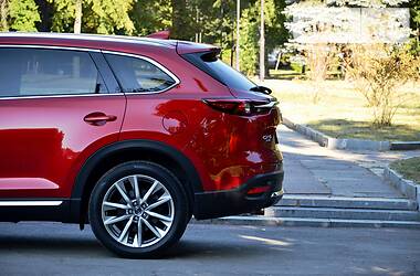 Позашляховик / Кросовер Mazda CX-9 2016 в 