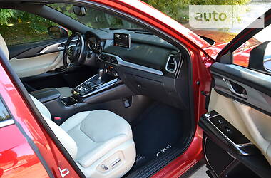 Позашляховик / Кросовер Mazda CX-9 2016 в 