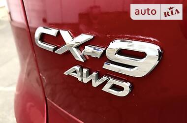 Позашляховик / Кросовер Mazda CX-9 2016 в 