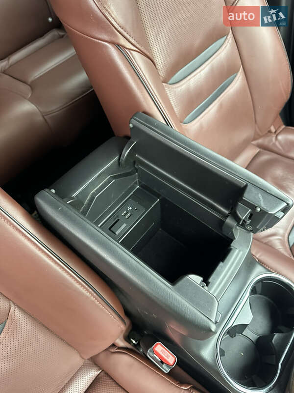 Внедорожник / Кроссовер Mazda CX-9 2019 в 