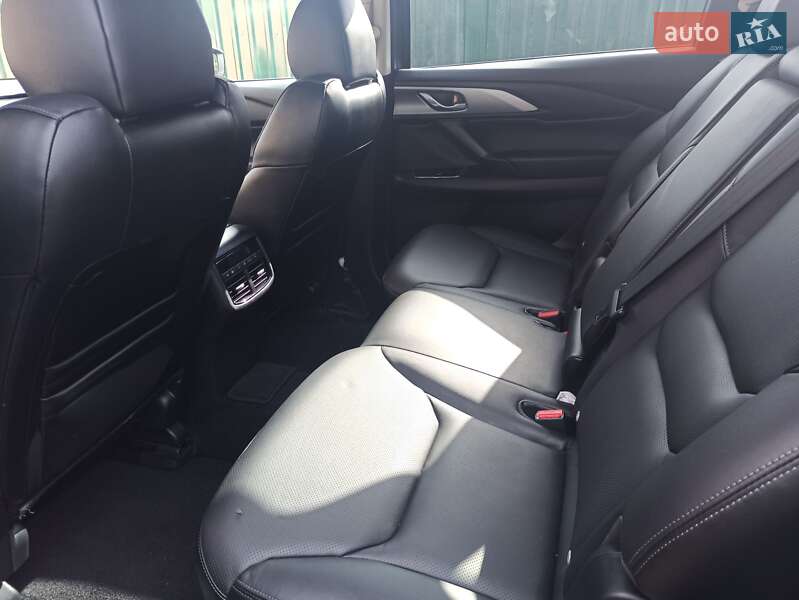 Внедорожник / Кроссовер Mazda CX-9 2018 в Запорожье