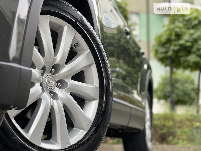 Позашляховик / Кросовер Mazda CX-9 2016 в Івано-Франківську