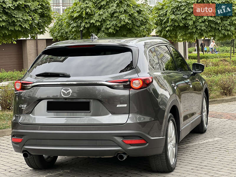 Позашляховик / Кросовер Mazda CX-9 2016 в Івано-Франківську