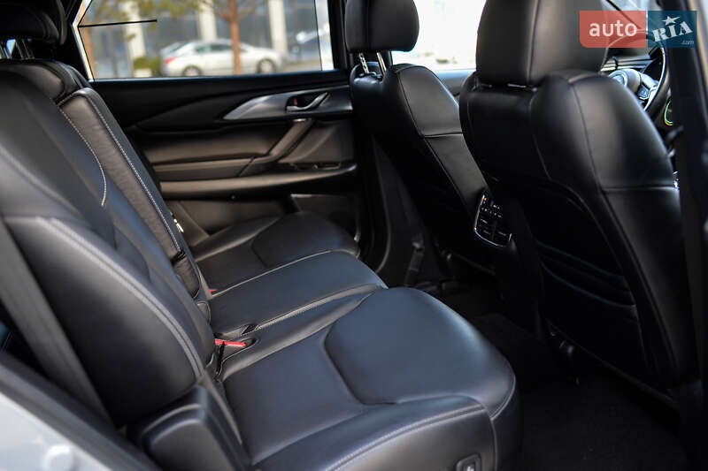 Внедорожник / Кроссовер Mazda CX-9 2019 в Ровно