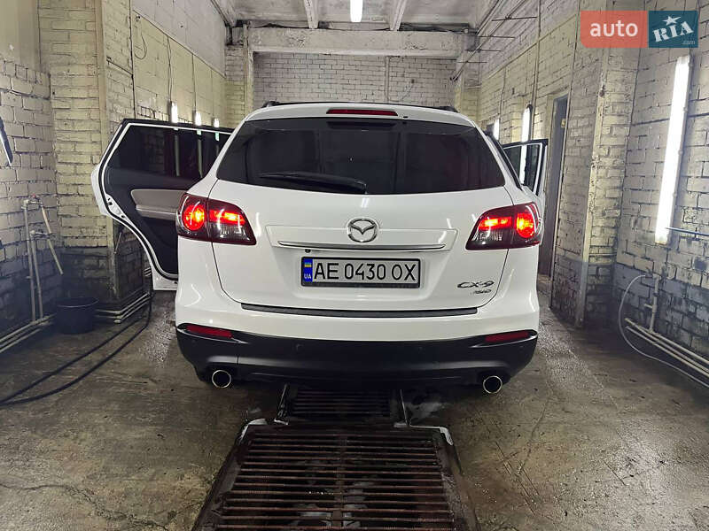 Внедорожник / Кроссовер Mazda CX-9 2015 в Днепре