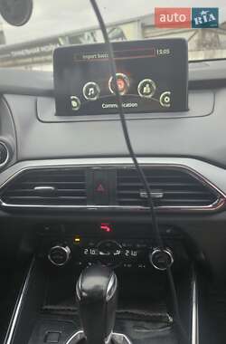 Позашляховик / Кросовер Mazda CX-9 2018 в 