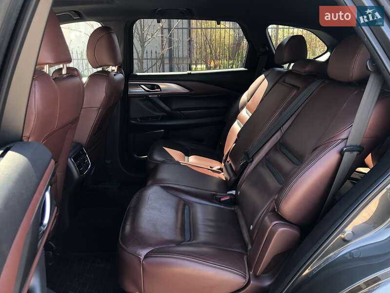 Внедорожник / Кроссовер Mazda CX-9 2016 в Киеве