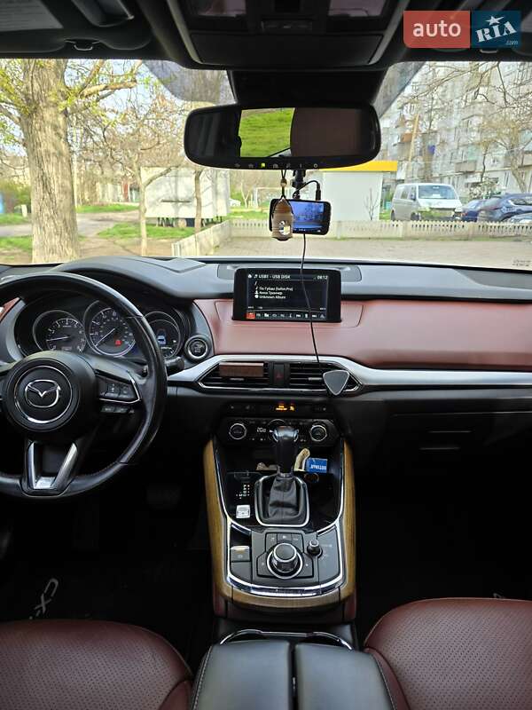 Позашляховик / Кросовер Mazda CX-9 2018 в Миколаєві